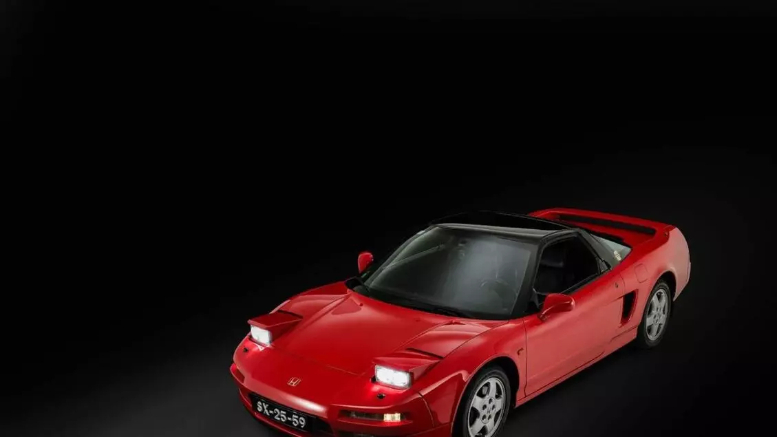 Honda NSX: 35 anni di rivoluzione su quattro ruote.