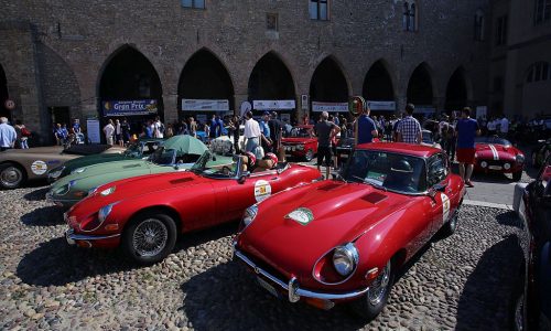Bergamo Historic Gran Prix 2025: record di pubblico e passione sulle Mura della Città Alta.