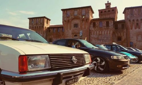 Opel Classica: la storia del Fulmine corre ancora tra le colline senesi.