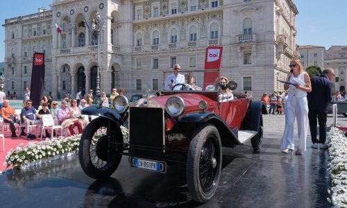 Trieste saluta la regina del Novecento: la Lancia Lambda conquista il Concorso d’Eleganza 2025.