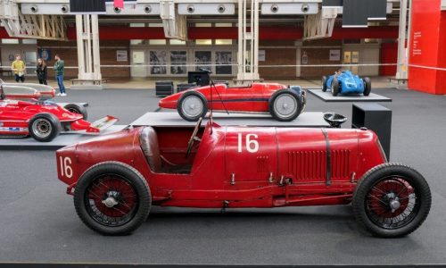 Auto e Moto d’Epoca 2025: la memoria su ruote torna a Bologna.