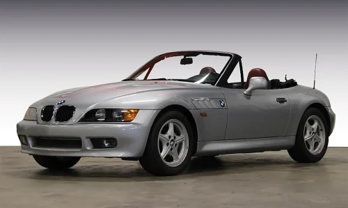 BMW Z3: trent’anni di stile, potenza e libertà.