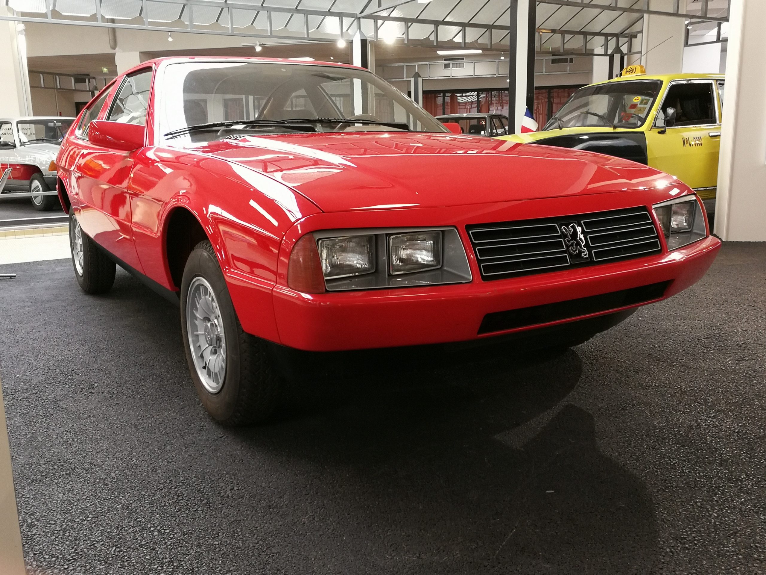 Peugeot E27: il sogno (incompreso) della coupé franco-italiana.