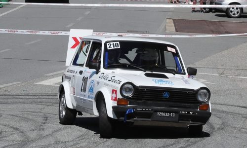 Dodici cuori Abarth al Lana Storico. Il Trofeo si accende tra le curve del Biellese.