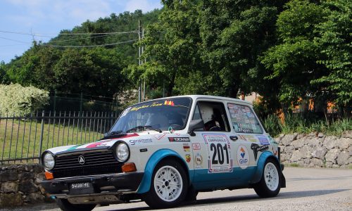 Il Trofeo A112 Abarth riparte dal Rally Campagnolo: quindici equipaggi e un mito che non smette di insegnare.