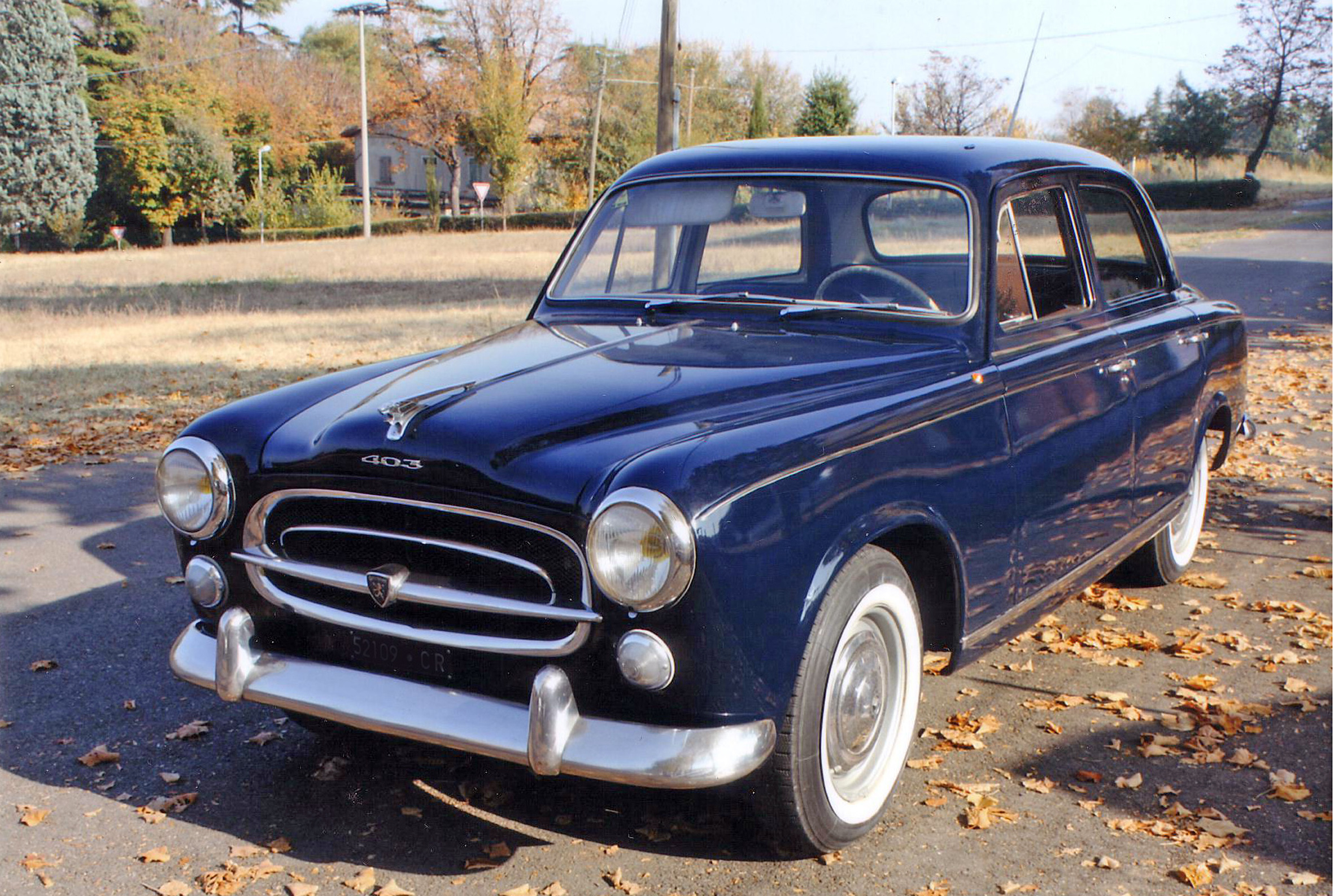 Peugeot 403: la berlina che accese la scintilla del Leone.