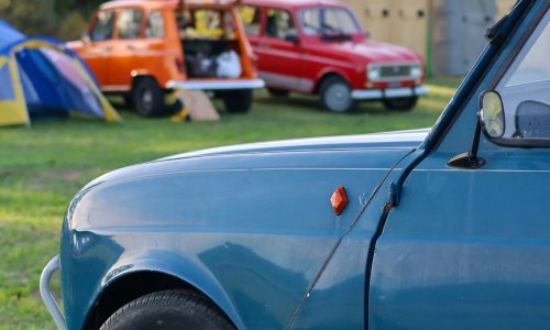 Italian Renault 4 Festival a Casole d’Elsa: record di partecipanti e raduno internazionale.
