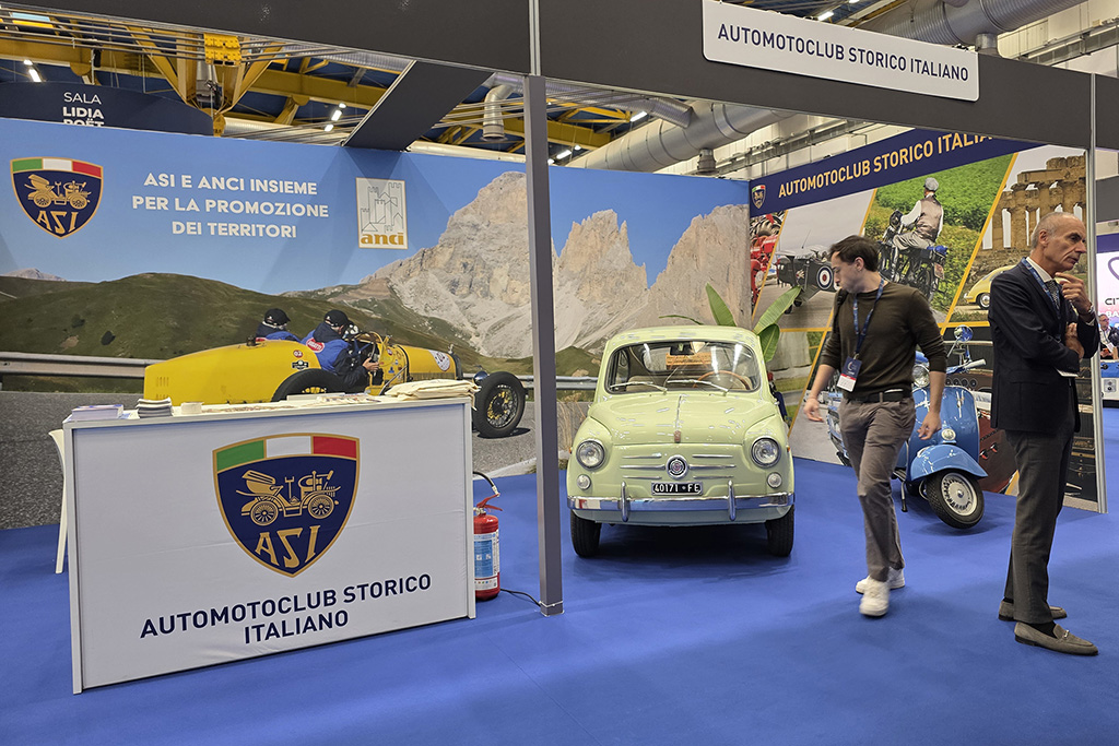 Vespa e Fiat 600: icone italiane al centro dell’Assemblea ANCI 2025.