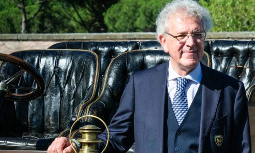 Alberto Scuro alla guida della FIVA: un italiano al vertice del motorismo storico mondiale.