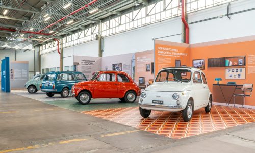 L’Italia che piace: la Fiat 500 torna a casa. E Torino la accoglie come una regina.