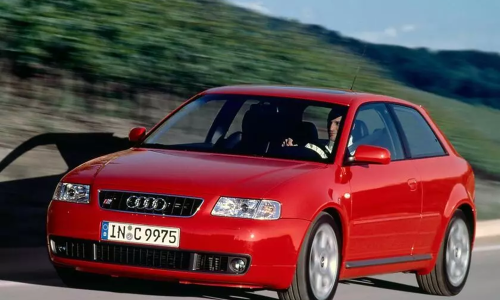 Audi A3, 30 anni di compatta premium che cambiò le regole del segmento.
