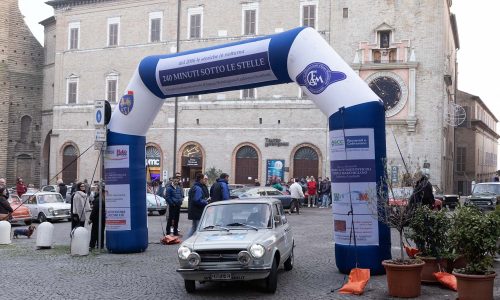 240 minuti sotto le stelle: la notte della regolarità accende il 2026 del CAEM/Scarfiotti.