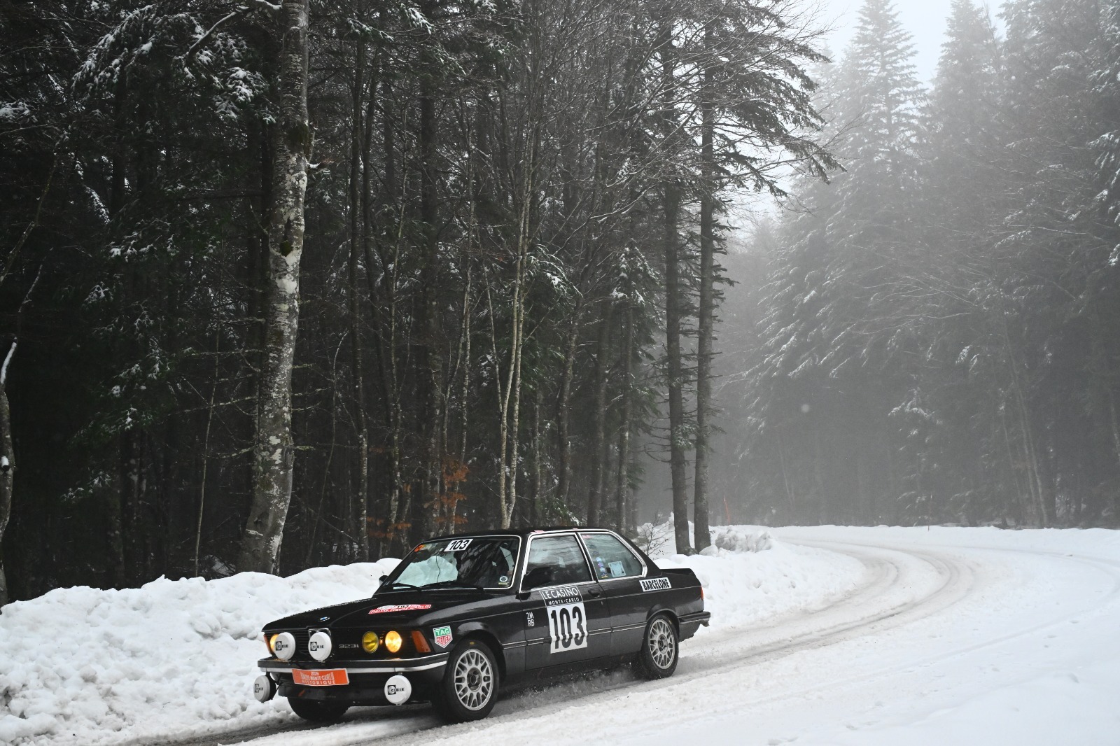 Rallye Monte-Carlo Historique 2026: la notte del Turini incorona Climent e Jimenez.
