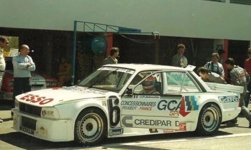 Peugeot 505 Superproduction: quando una grande berlina diventava una belva da pista.