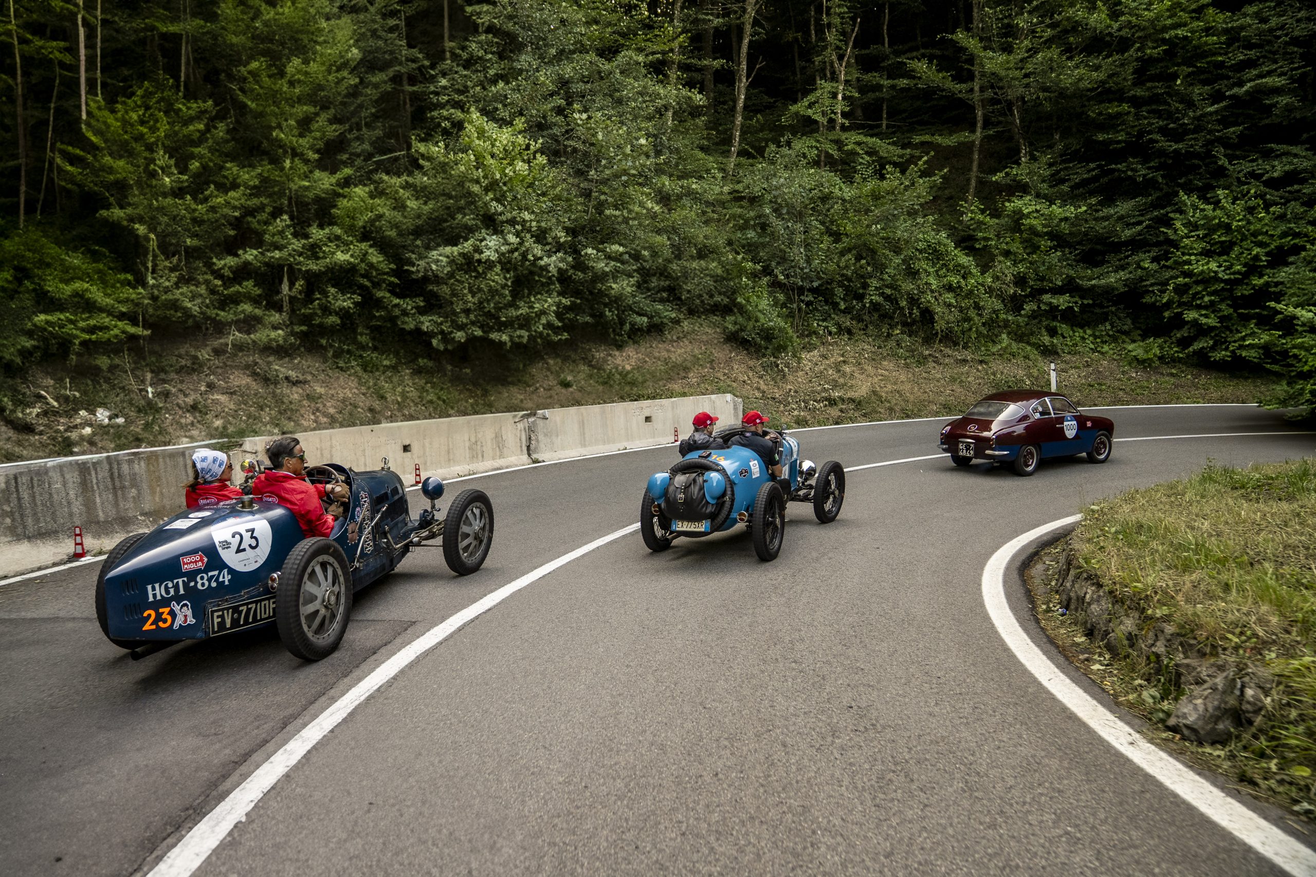 1000 Miglia 2026, il viaggio continua: la corsa più bella del mondo racconta ancora l’Italia.