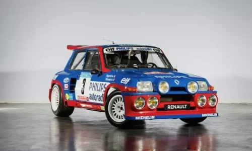 Renault, il rombo della memoria: a Sport & Collection il motorsport diventa solidarietà.