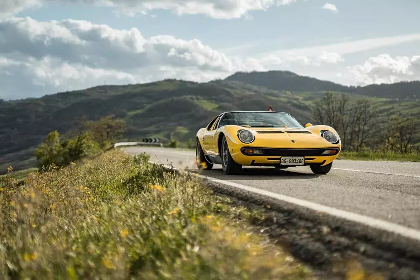 Lamborghini Miura SV: 55 anni della prima “Super Veloce” che ha fatto la storia delle supercar.