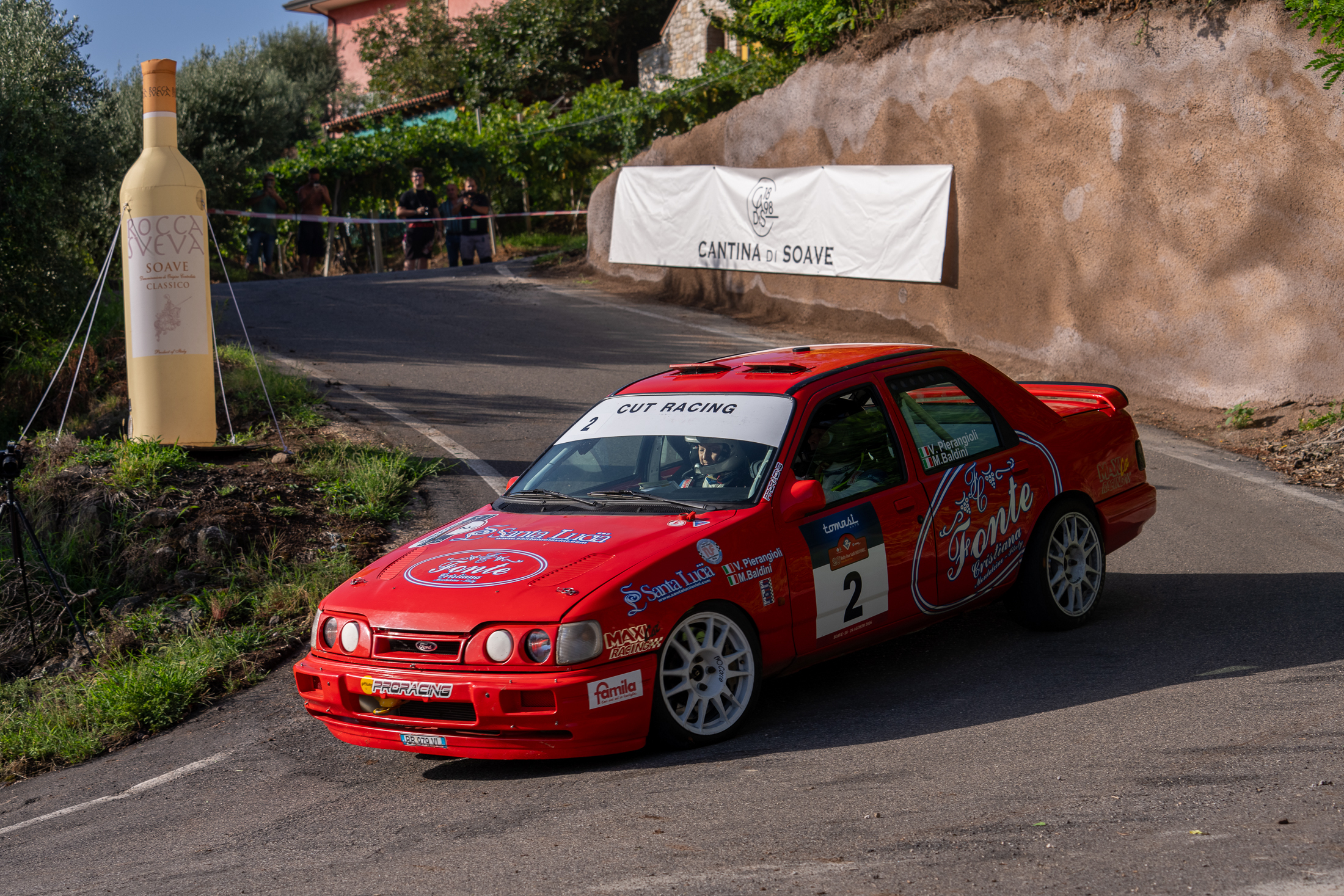 Rally Due Valli Historic 2026: Pierangiolo vince con il brivido.