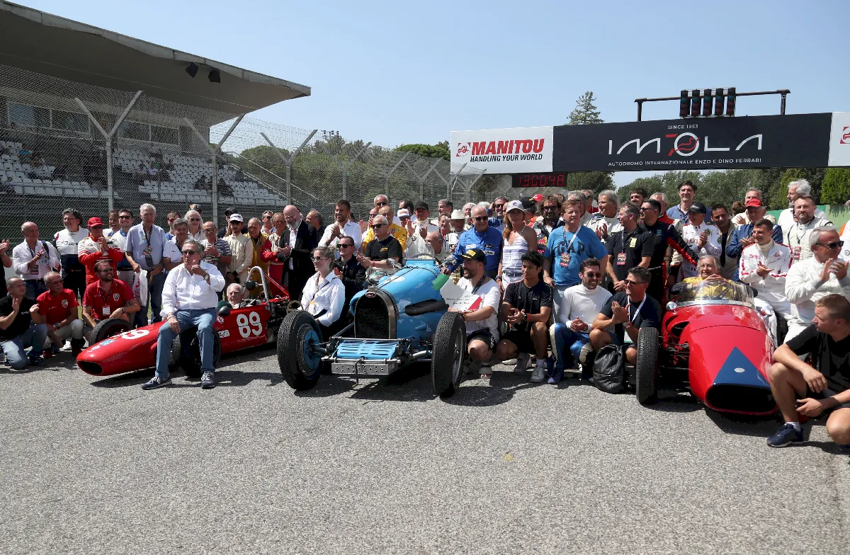 Historic Minardi Day 2026: a Imola la storia della Formula 1 torna in pista.