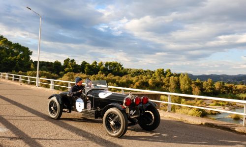 1000 Miglia Experience Greece 2026: la Freccia Rossa tra i miti della Grecia.